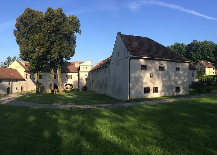 Zamek W Dziegielowie * Dziegielow