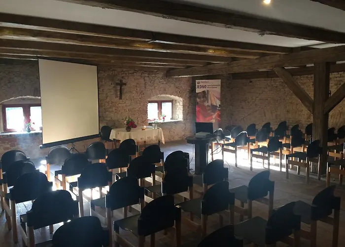 Çiftlik konaklama Zamek W Dziegielowie *