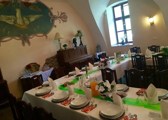 Zamek W Dziegielowie Çiftlik konaklama *