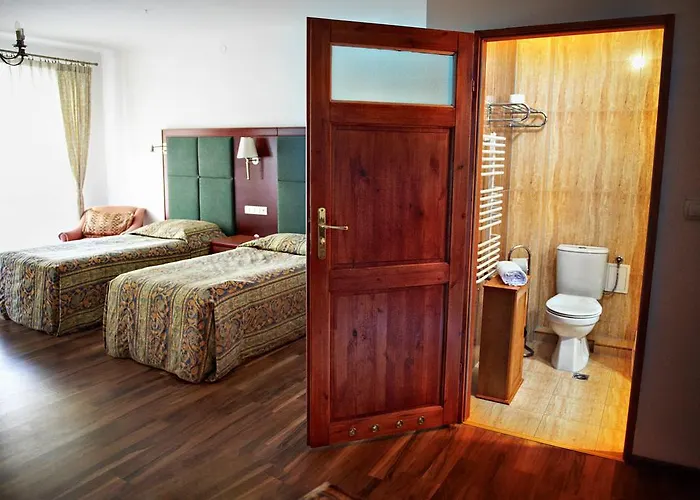 בית חווה Zamek W Dziegielowie Dziegielow