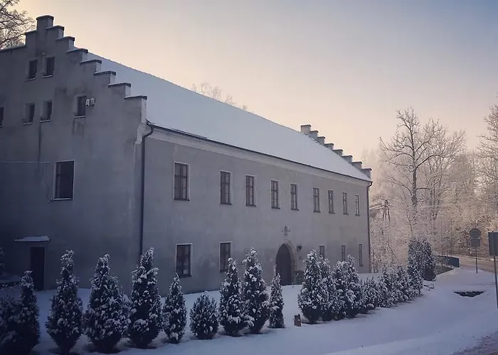 בית חווה Zamek W Dziegielowie