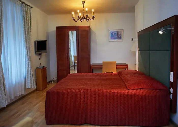 Zamek W Dziegielowie Çiftlik konaklama Dziegielow