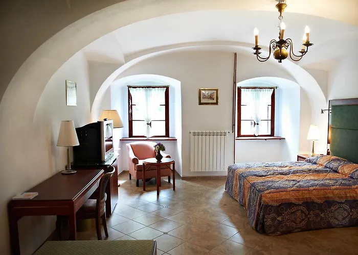 Zamek W Dziegielowie *