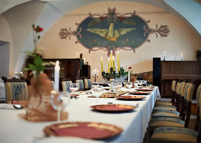 Zamek W Dziegielowie Çiftlik konaklama *