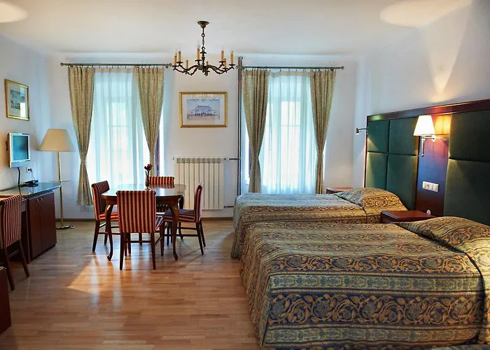 Çiftlik konaklama Zamek W Dziegielowie *